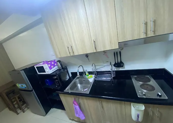 Shore2 Tower 1-1br Budget Moa Airport By Shmily Staycation Apartment