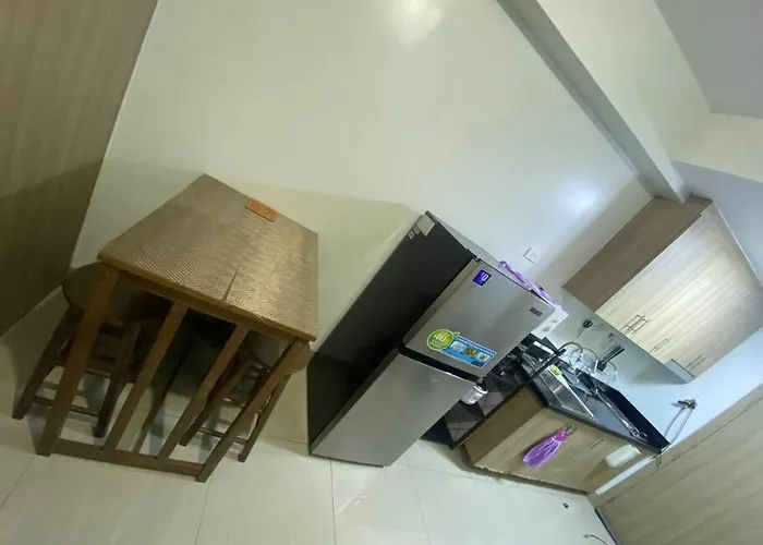 Shore2 Tower 1-1br Budget Moa Airport By Shmily Staycation Apartment